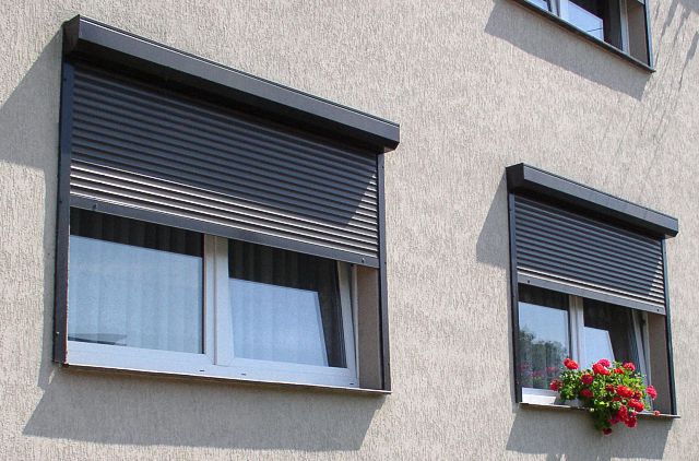 сколько стоят рольставни на окна рольставни на окна цена за м2,  рольставни решетчатые на окна, рольставни на окна наружные защитные, прозрачные рольставни для веранды цена в москве